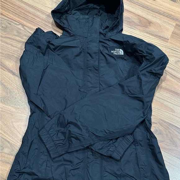 The North Face Jackets & Blazers - The North Face Women's Black Jacket

The North Face Women’s Rain Jacket Size S